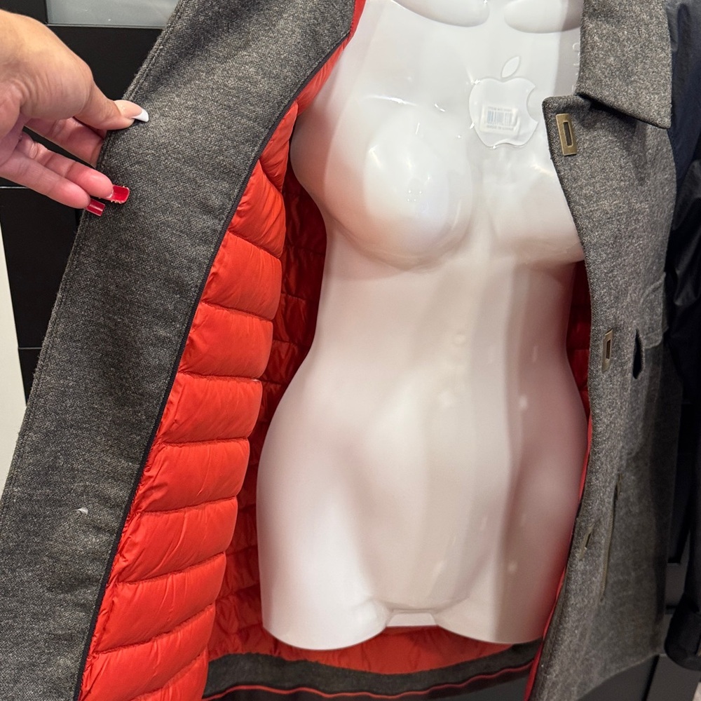 Women Warm Winter lined Coat.